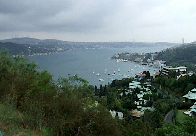 Bebek Beşiktaş (Wikipedia)