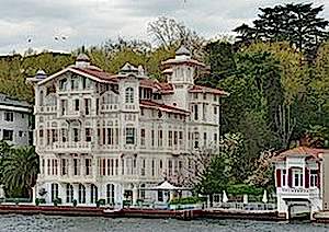 Wooden building on the Bosphorus